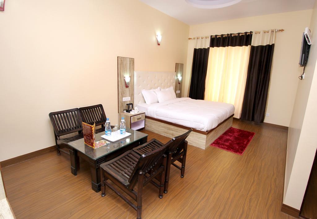 The Grand Welcome Hotel Shimla Esterno foto