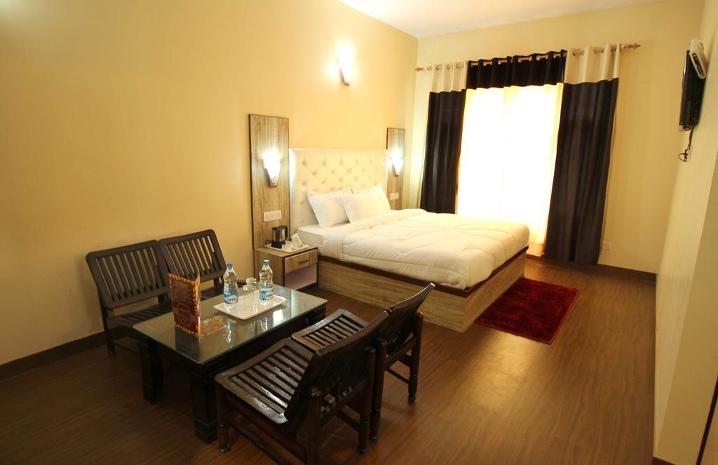 The Grand Welcome Hotel Shimla Esterno foto